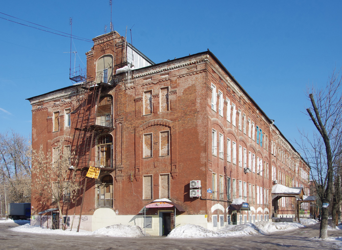 улица Ильича 13)